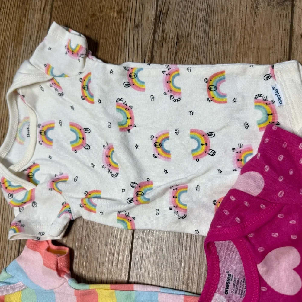 Gerber | Baby Onesies Bundle | 0-3M
